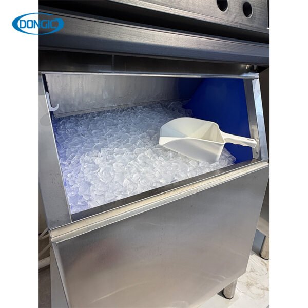 7 350kg/24h Cube Ice Maker for Restaurant